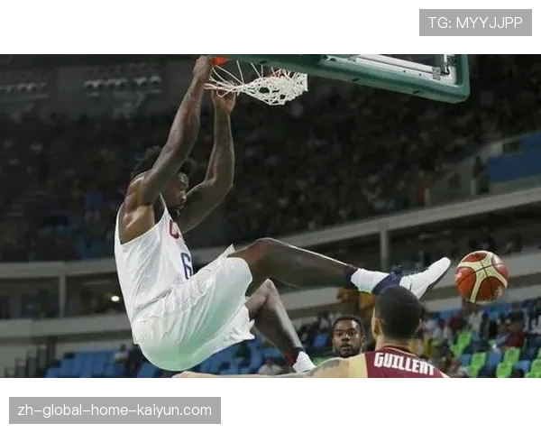 斯特鲁斯14投9中24分三分10中6成骑士外线火力源